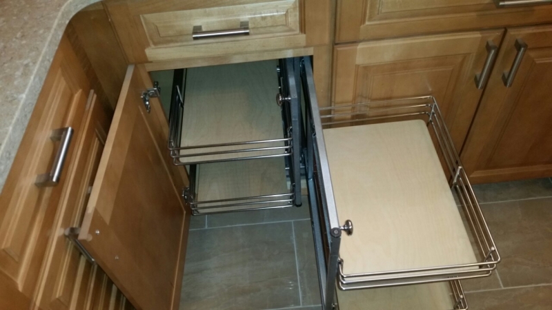 Kitchen cabinet storage